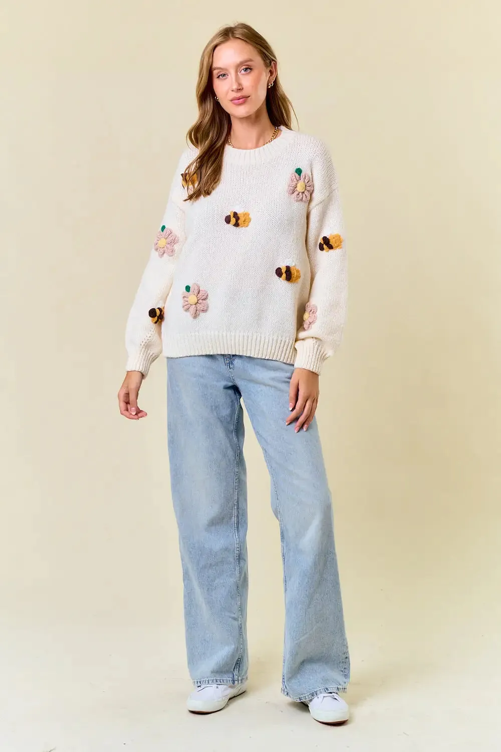 BEE KNIT SWEATER