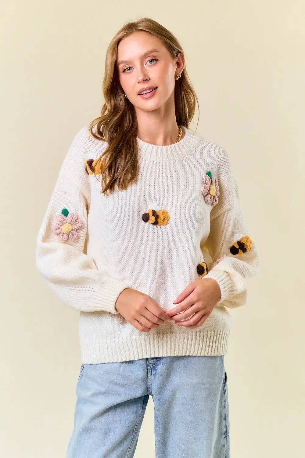 BEE KNIT SWEATER