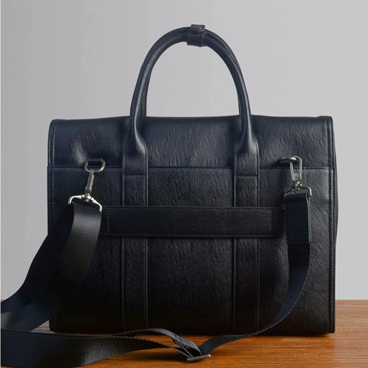 Business Handbags Mens Briefcases Laptop Bags Genuine Leather Carrying Cases Messenger Shoulder Bags