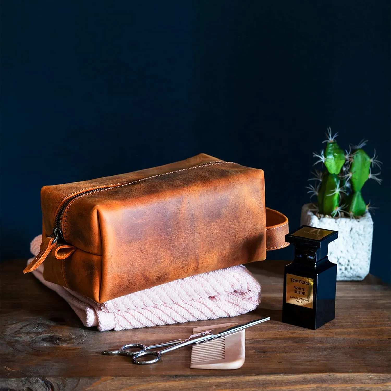 Genuine Leather Travel Toiletry, Makeup, Shaving Organizer Bag - Dopp Kits - Unisex