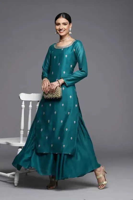 Green Embroidered Silk Straight Kurta