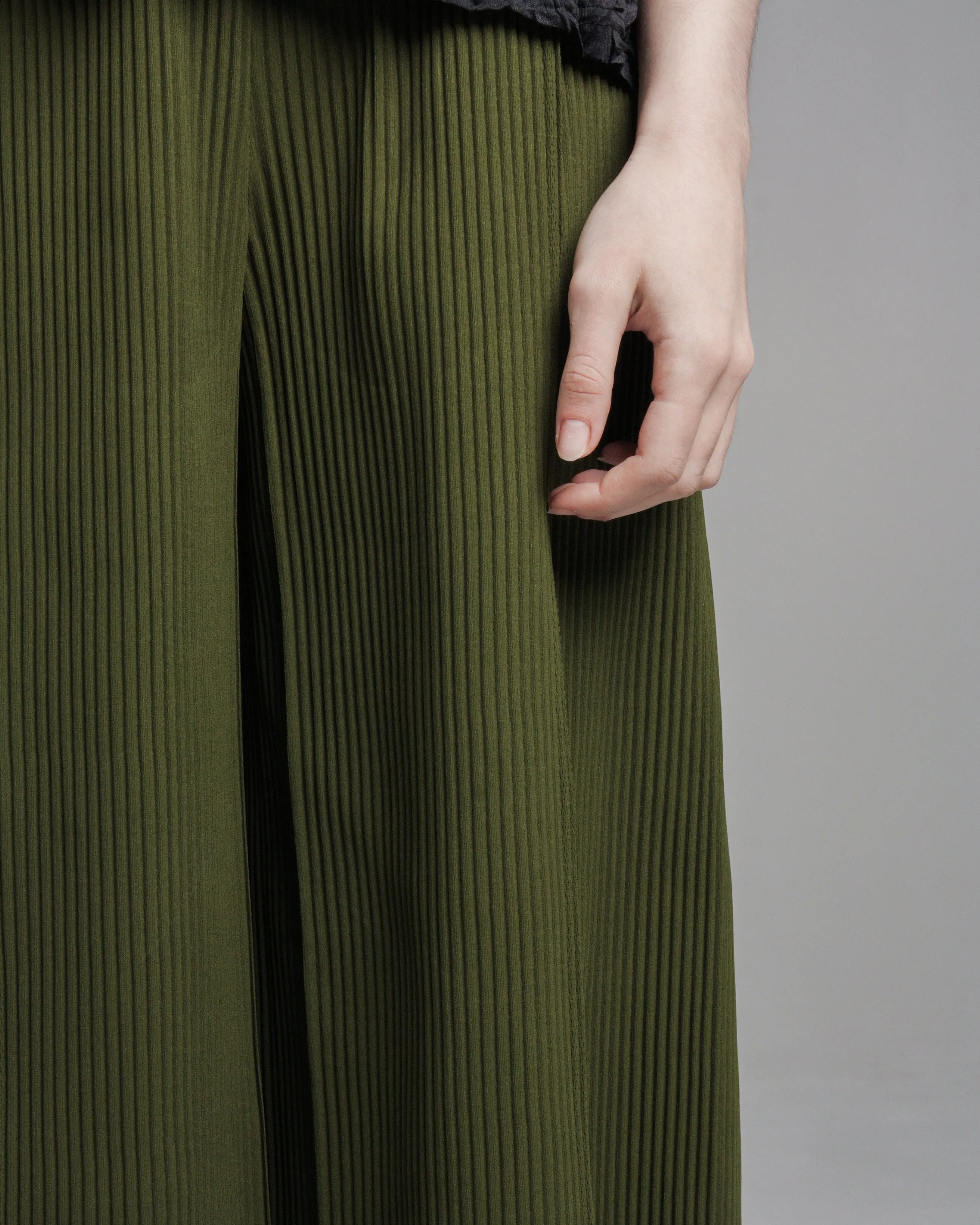 Green Tuck Pleat Pants