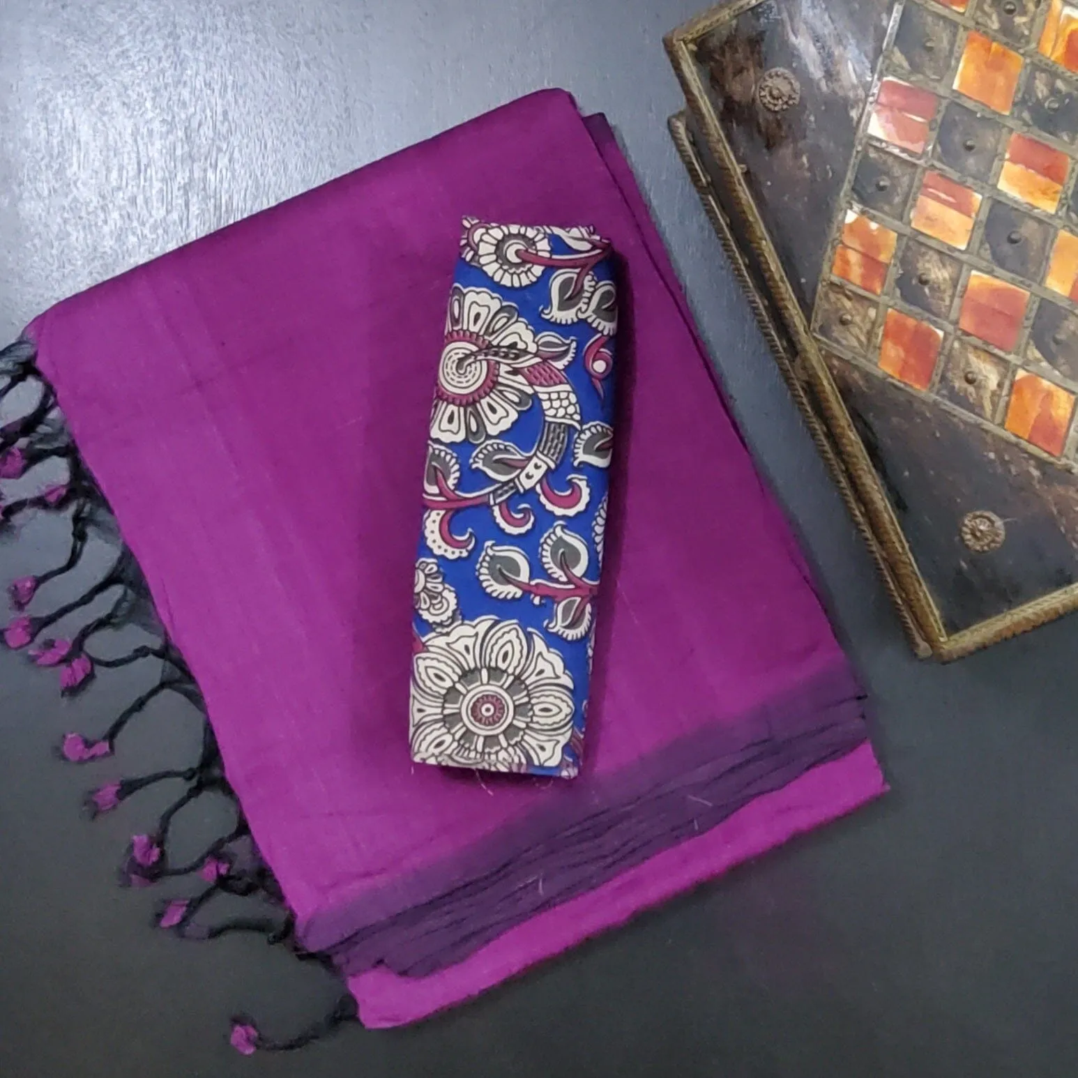 Mangalagiri Hand-Woven Cotton Saree with 2 Blouses #