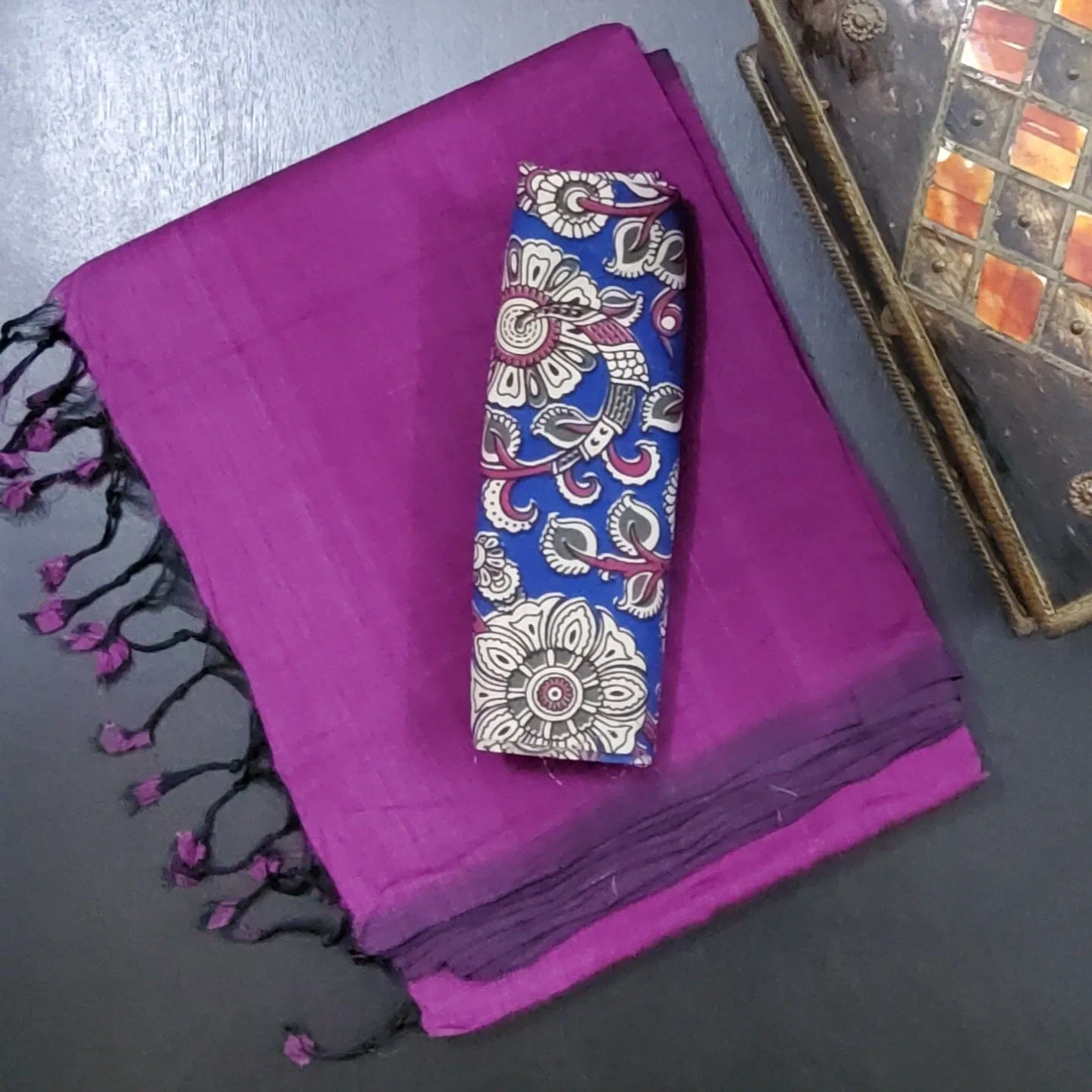 Mangalagiri Hand-Woven Cotton Saree with 2 Blouses #