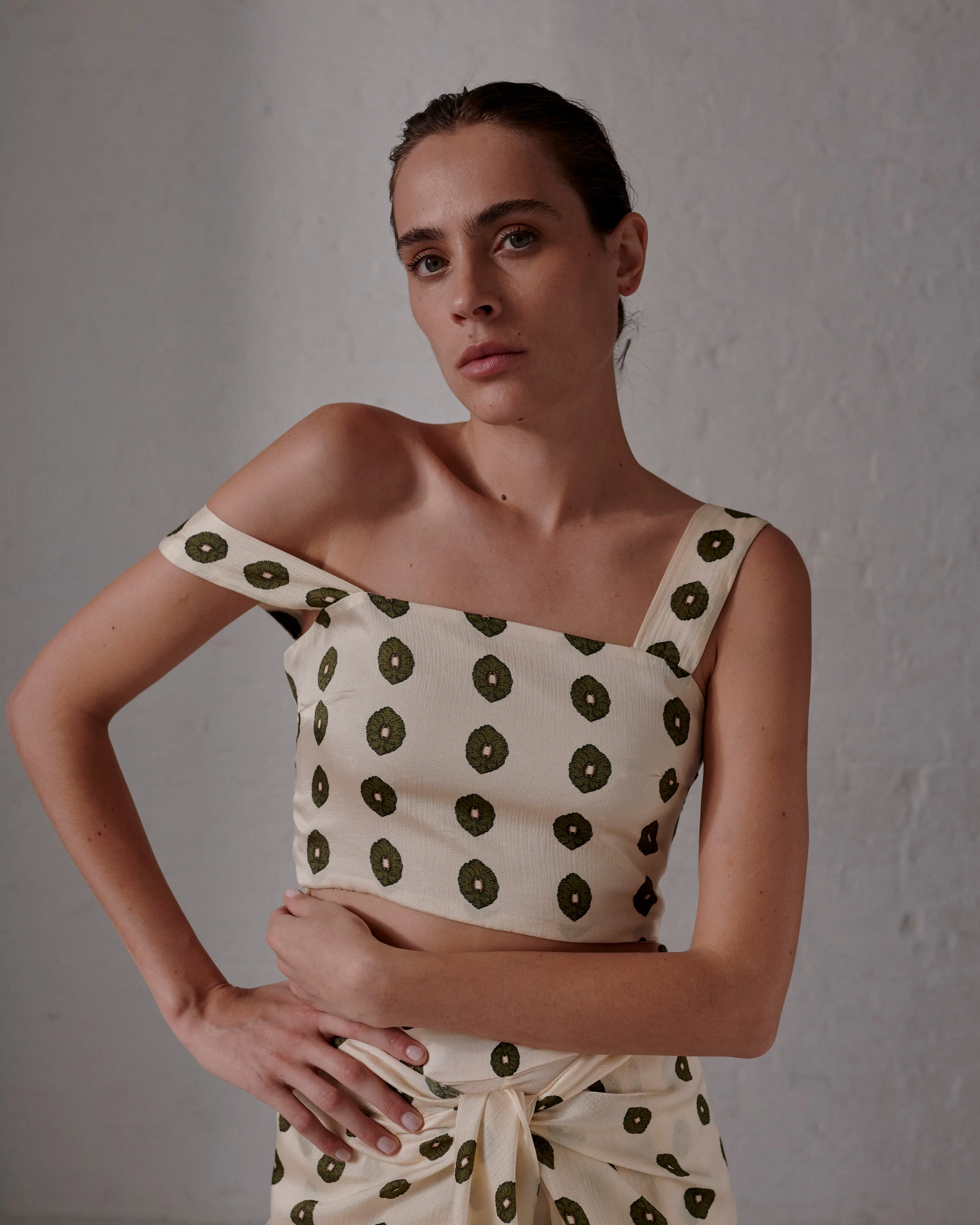 Marimba Silk Martellato Top  / Ivory Green Chintz