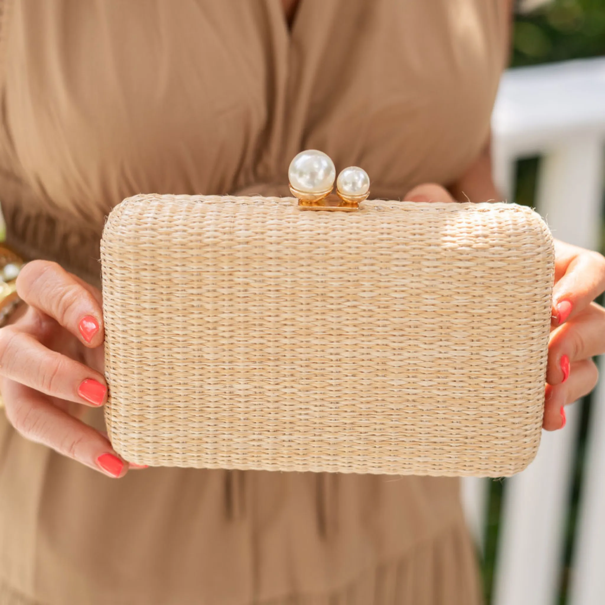 Mimi Pearl Top Straw Clutch