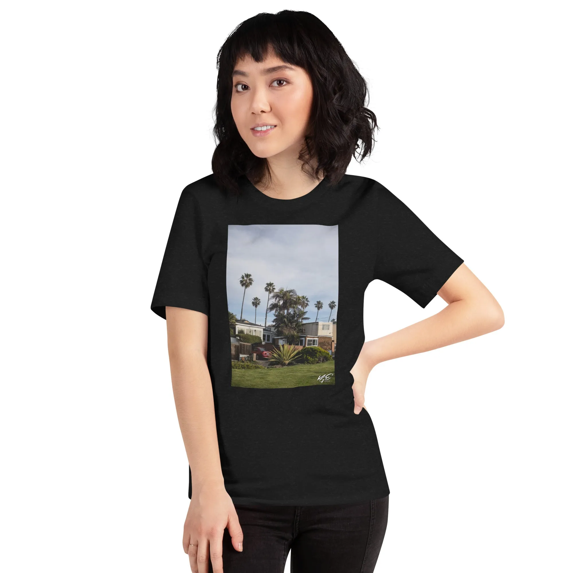 (New) KGE Photography | Coast Line living | Premium Tee