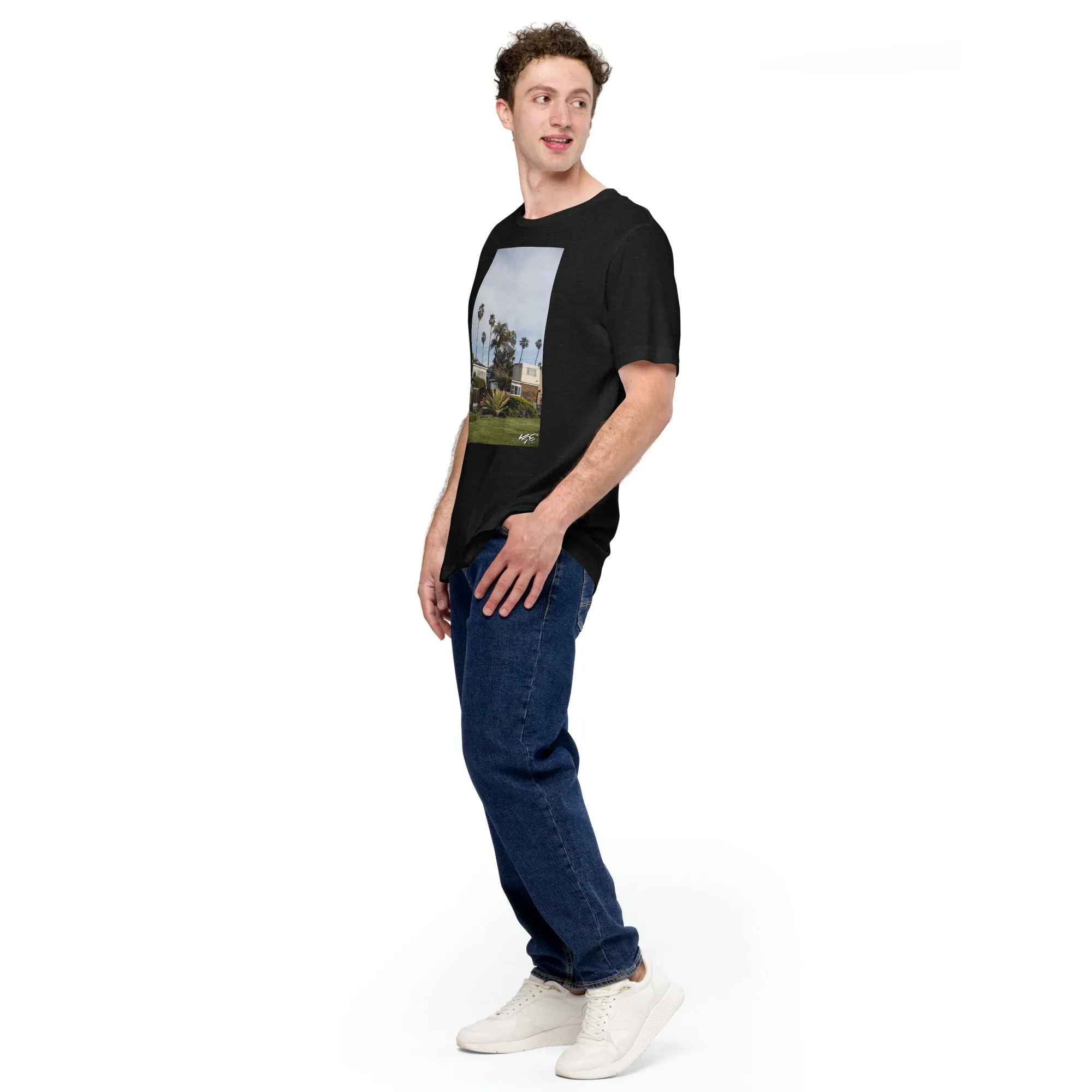 (New) KGE Photography | Coast Line living | Premium Tee
