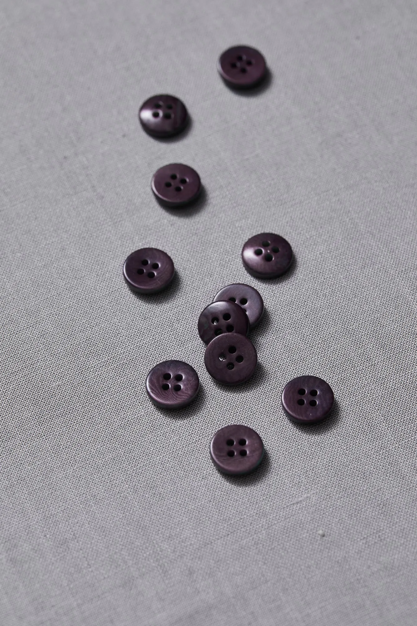 PLAIN 4 HOLE COROZO BUTTON |  Purple Night 11mm