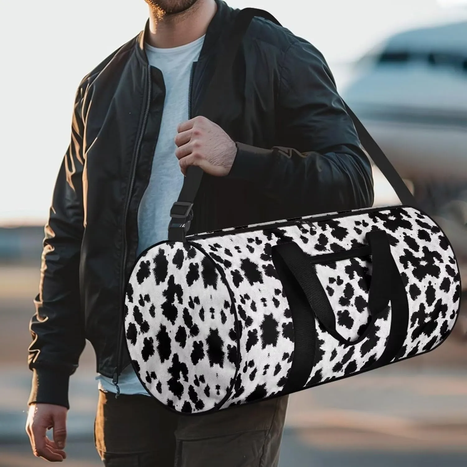 Rchsmod Cow Print Gym Bag for Men Women Large Capacity Duffel Bag with Shoulder Strap Portable Weekender Bag with Inner Pocket Sports Tote Bags Tear Resistant Garment Bags for Gym Yoga Beach