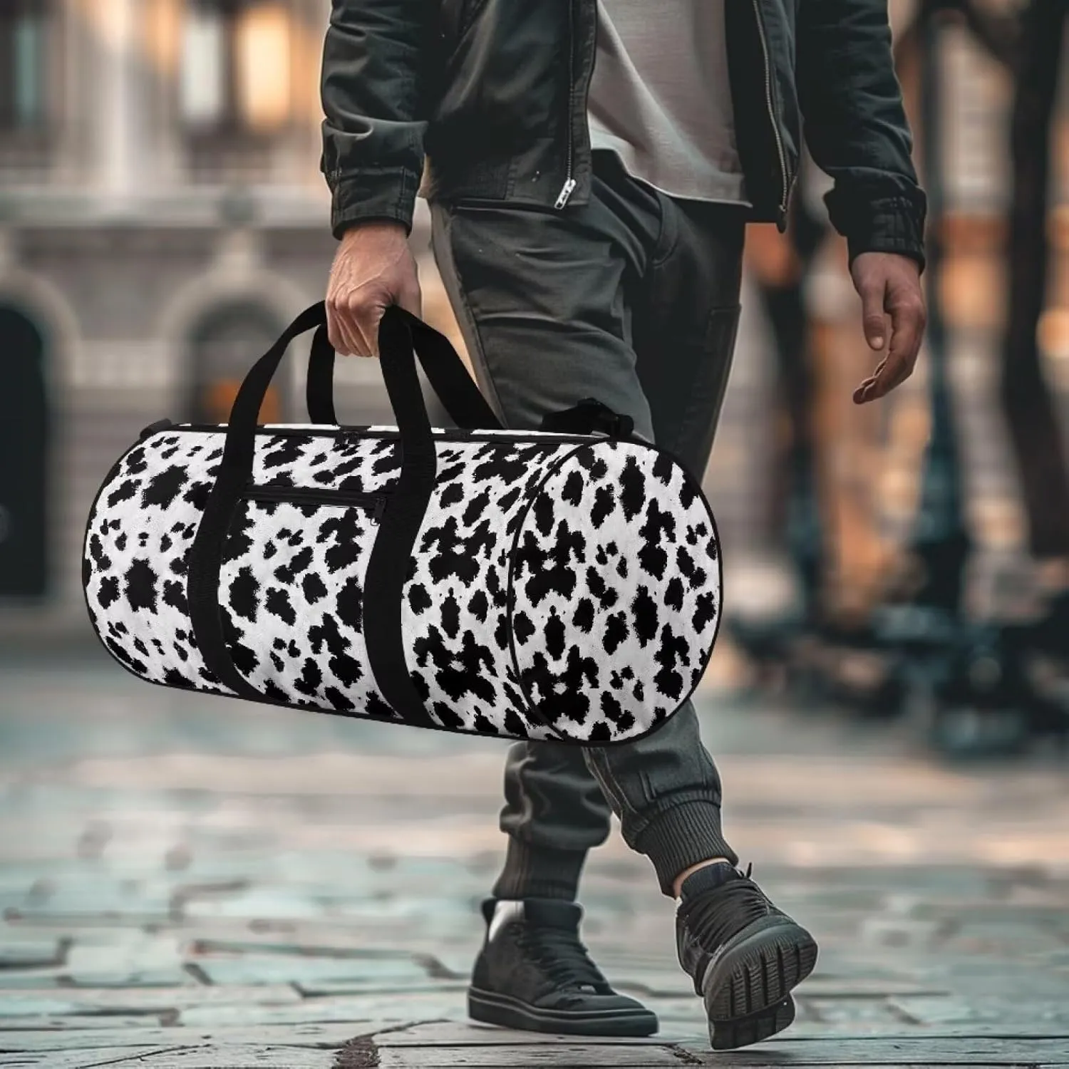 Rchsmod Cow Print Gym Bag for Men Women Large Capacity Duffel Bag with Shoulder Strap Portable Weekender Bag with Inner Pocket Sports Tote Bags Tear Resistant Garment Bags for Gym Yoga Beach