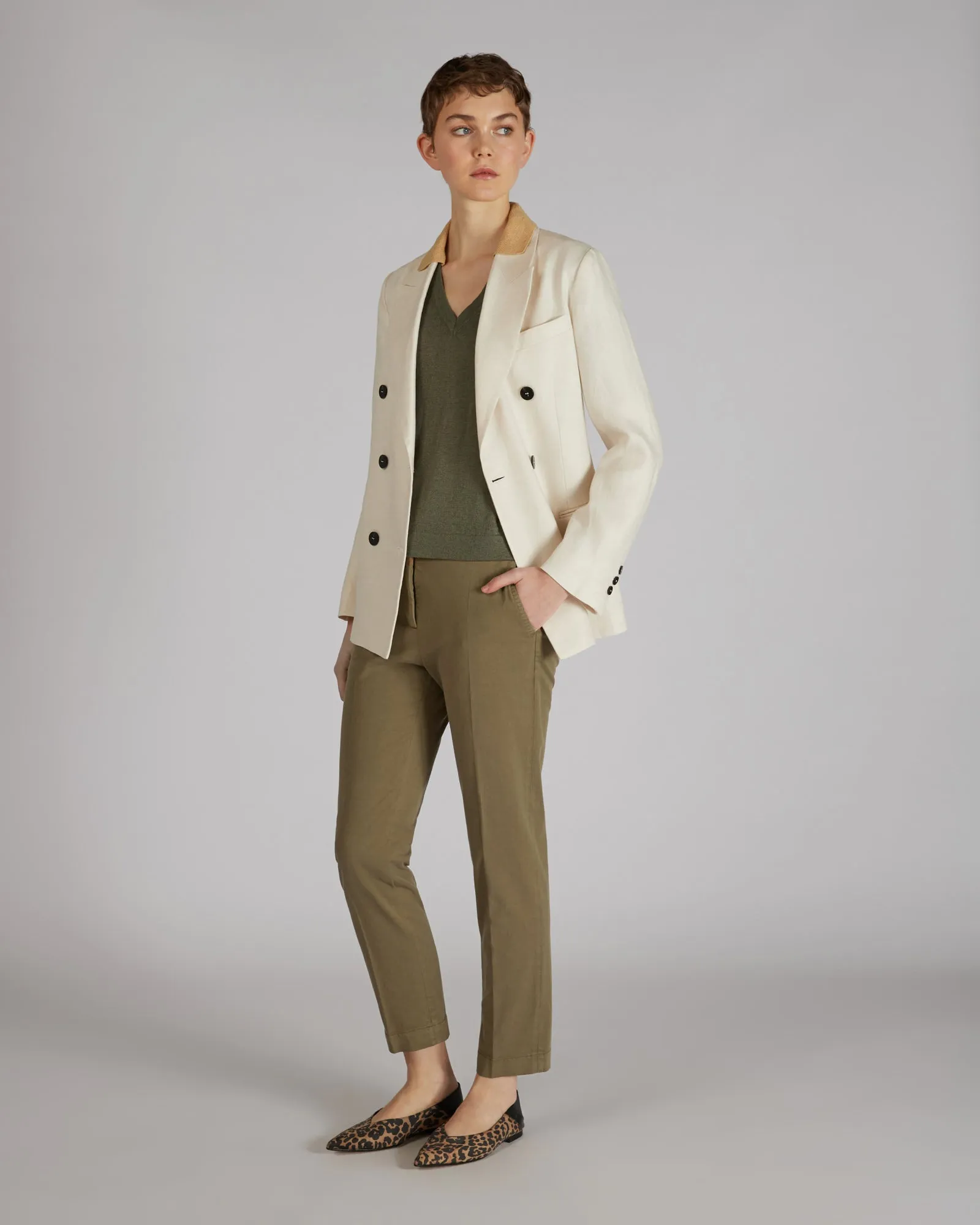 Slim fit trousers in certified cotton gabardine and lyocell