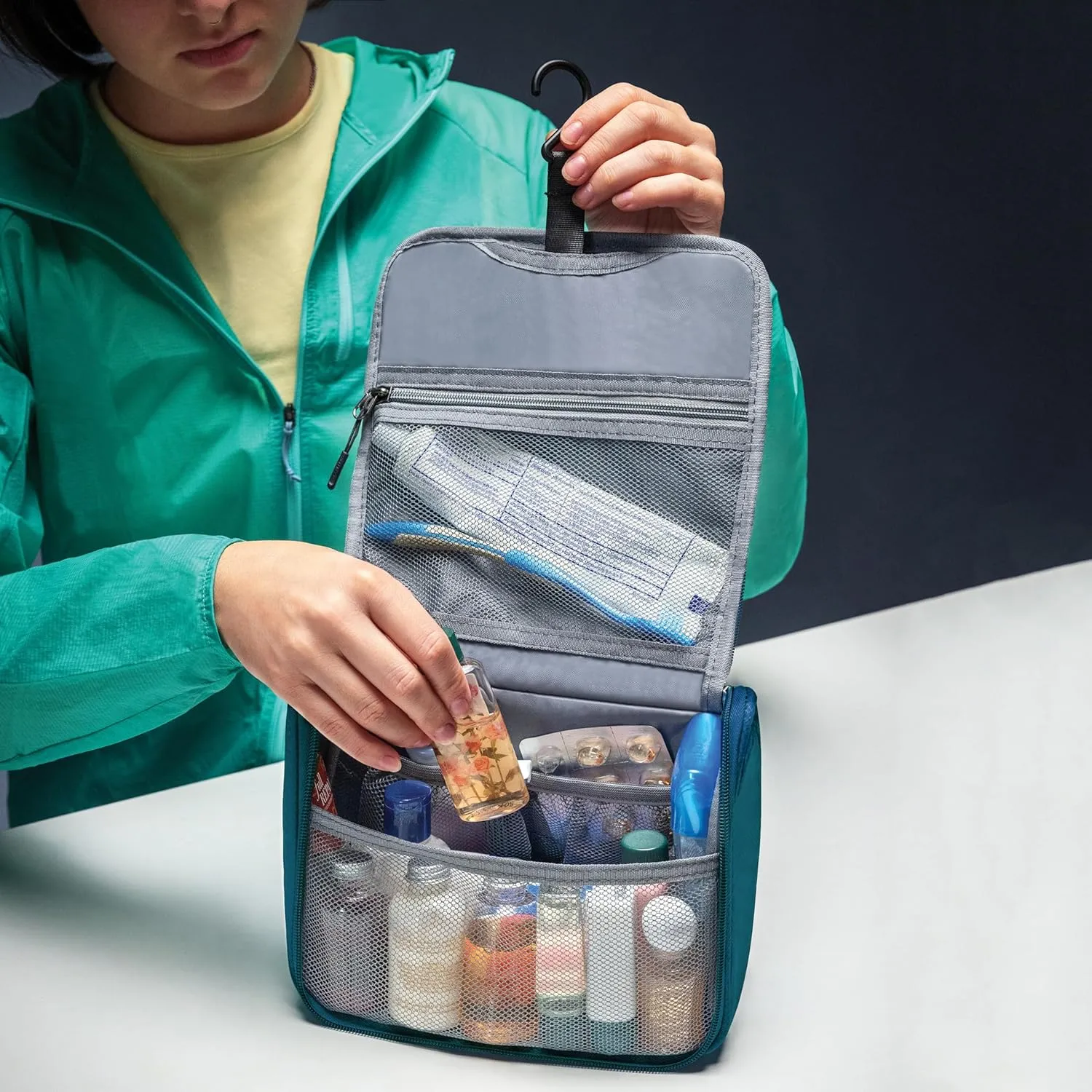 Travelon World Travel Essentials Hanging Toiletry Case