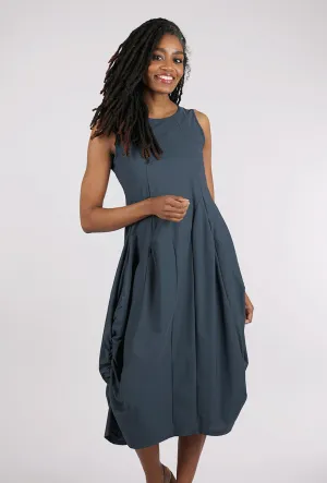 Violet Dress, Depth
